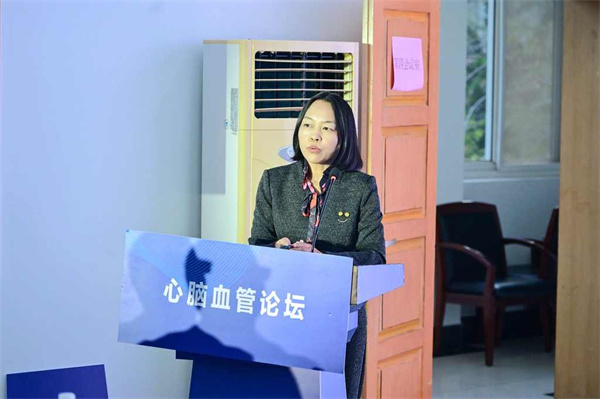 汤秀英1.JPG
