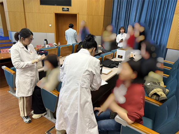 中医特色.jpg 中医特色.jpg